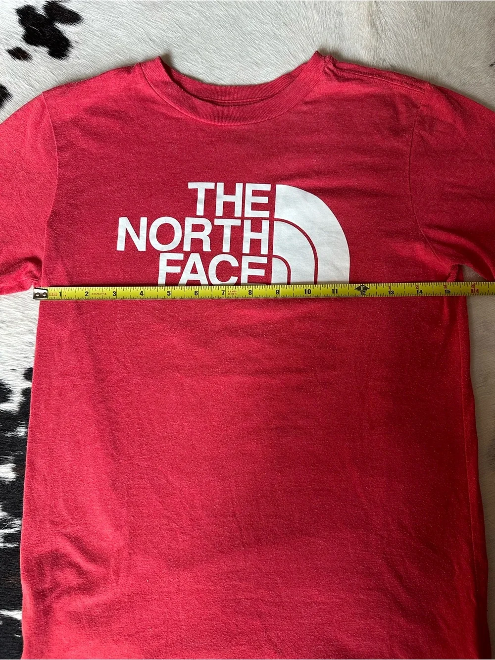 The North Face Kids Short-Sleeve Logo Tee in Red with White Print